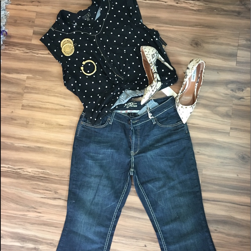 Lightly faded Capri PZI jeans
